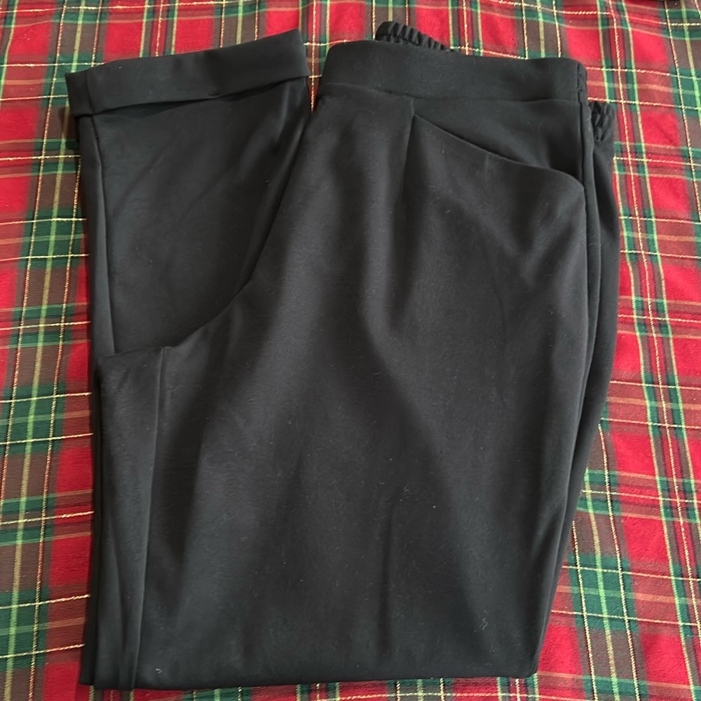 Simply Vera Verawang size L black elastics waist dress pants